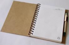 Caderno Kraft com Porta-Caneta - 10BRCP17212C